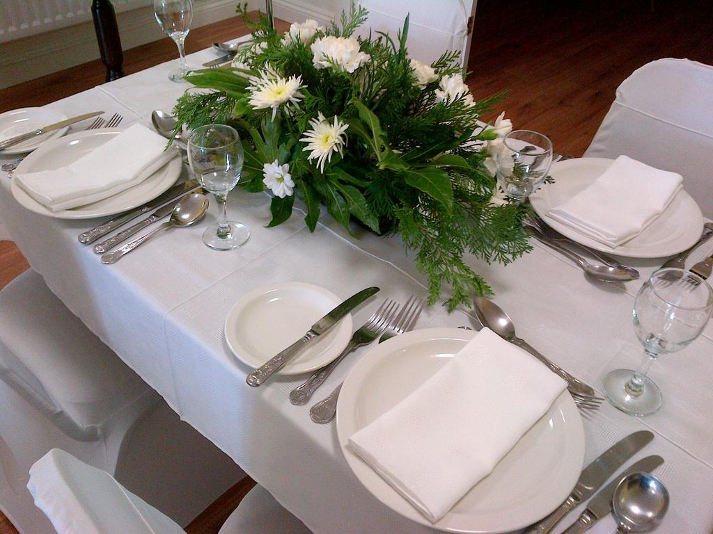 Emlyn Arms Bed & Breakfast Llanarthney Luaran gambar